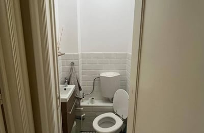 Rent of a comfortable 5-room apartment, 118 m², Old Center, Constanța, Romania